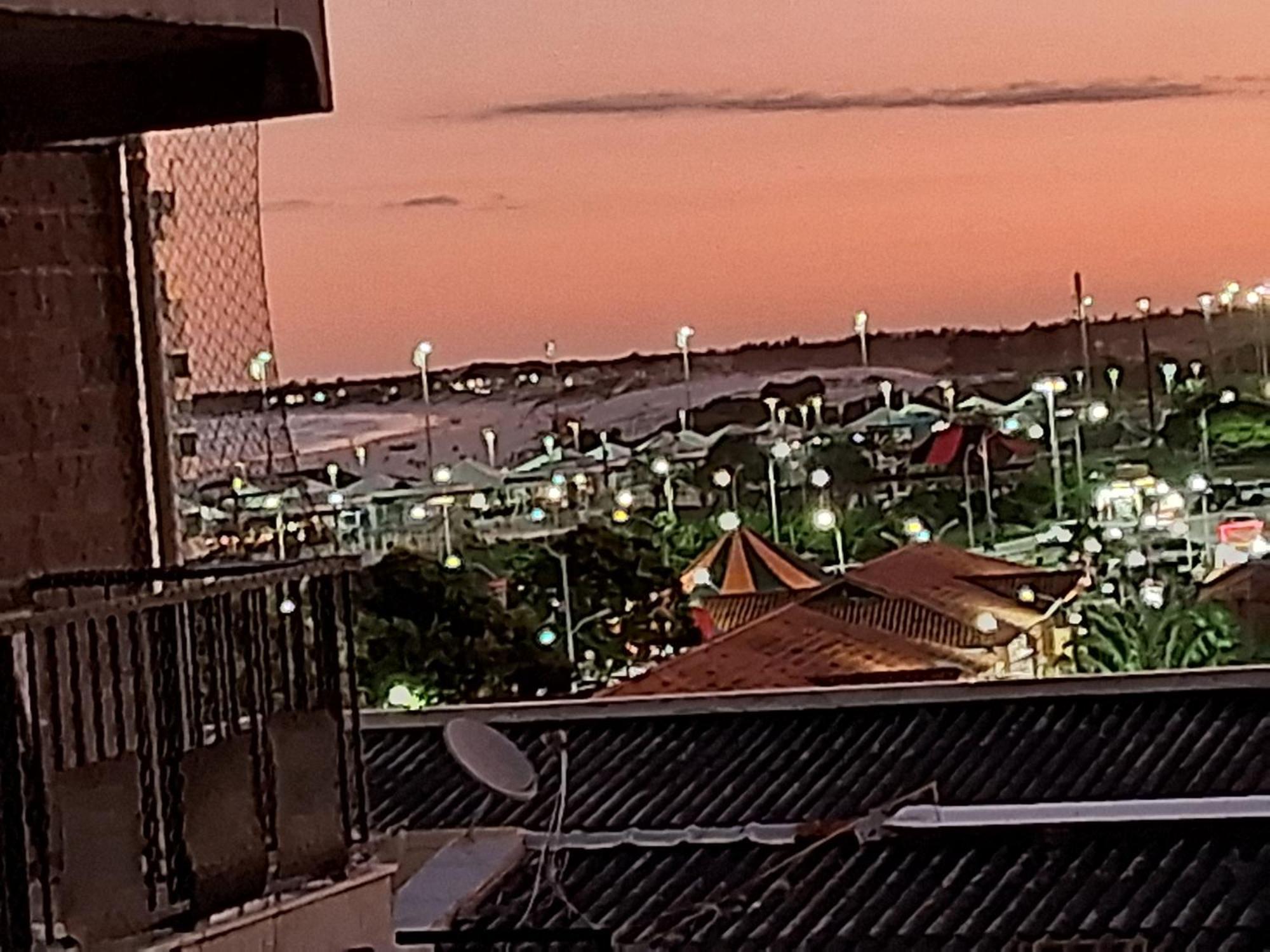 A 50M Da Praia Do Forte Em Cabo Frio Zewnętrze zdjęcie